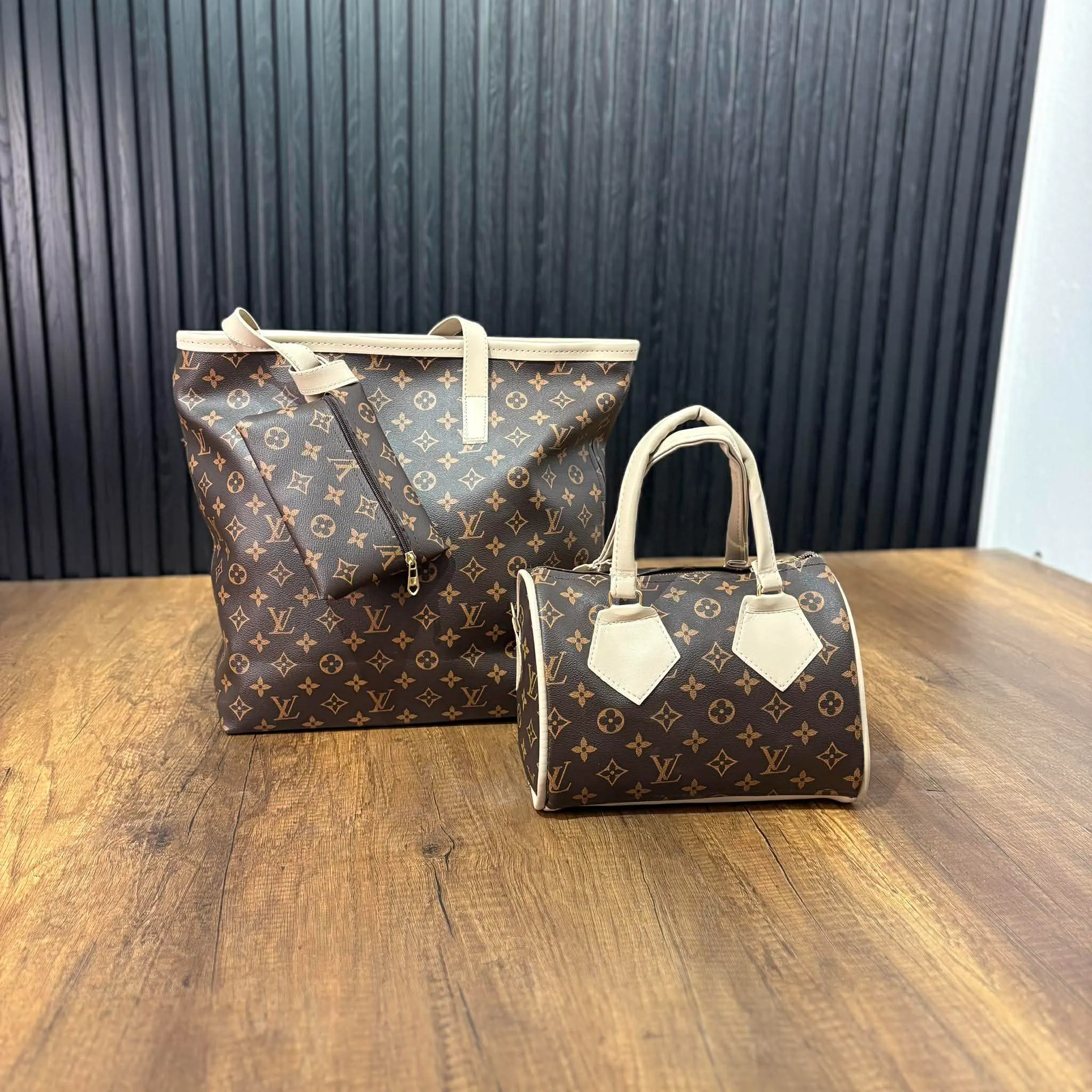 L_u_i_s V_u_t_t_o_n 2 Pieces as prix 2500Da